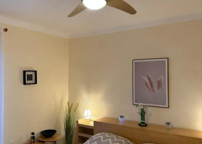 아파트 Gaestehaus Anna 1